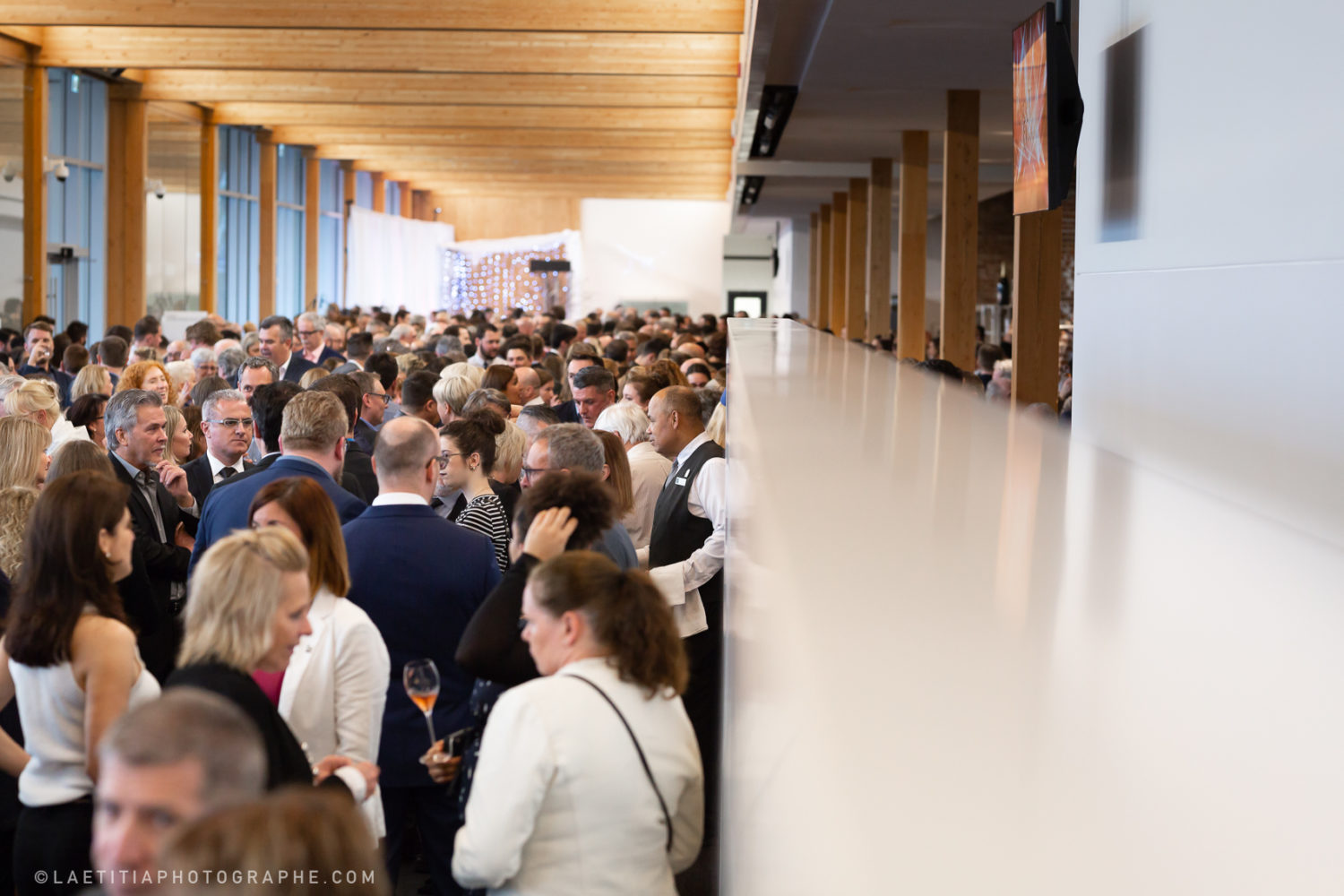 700 personnes - Foyer
